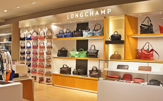 Top Benefits of Buying Your Handbags from Online Shops