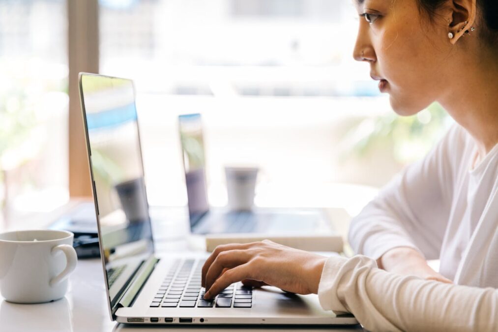 Stay Entertained Anywhere: How to Enjoy IPTV While On the Go